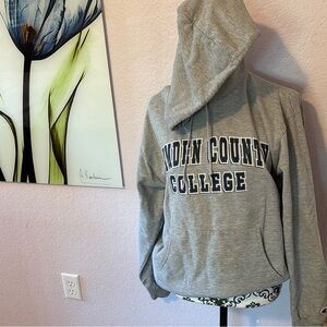 sweatshirt hoodie size large